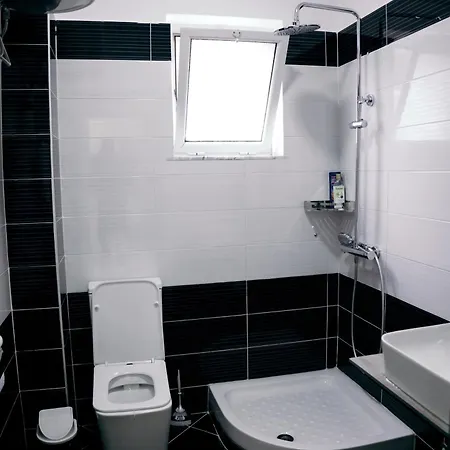 Appartement Keraj Gjirokastër