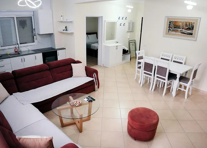 Apartament Keraj Gjirokastra